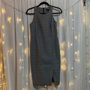 *Like New* Banana Republic Grey Plaid Dress Size 4